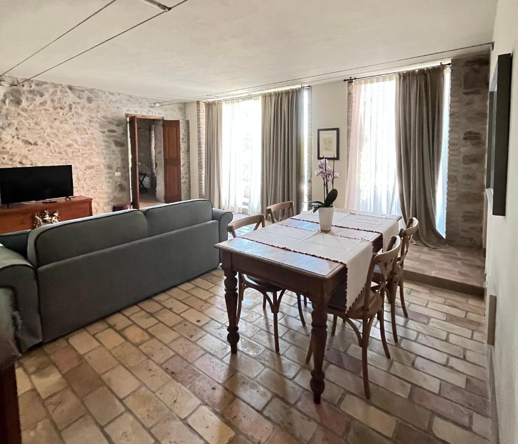 Le Mansarine Charme B&B Castellaro  Dış mekan fotoğraf